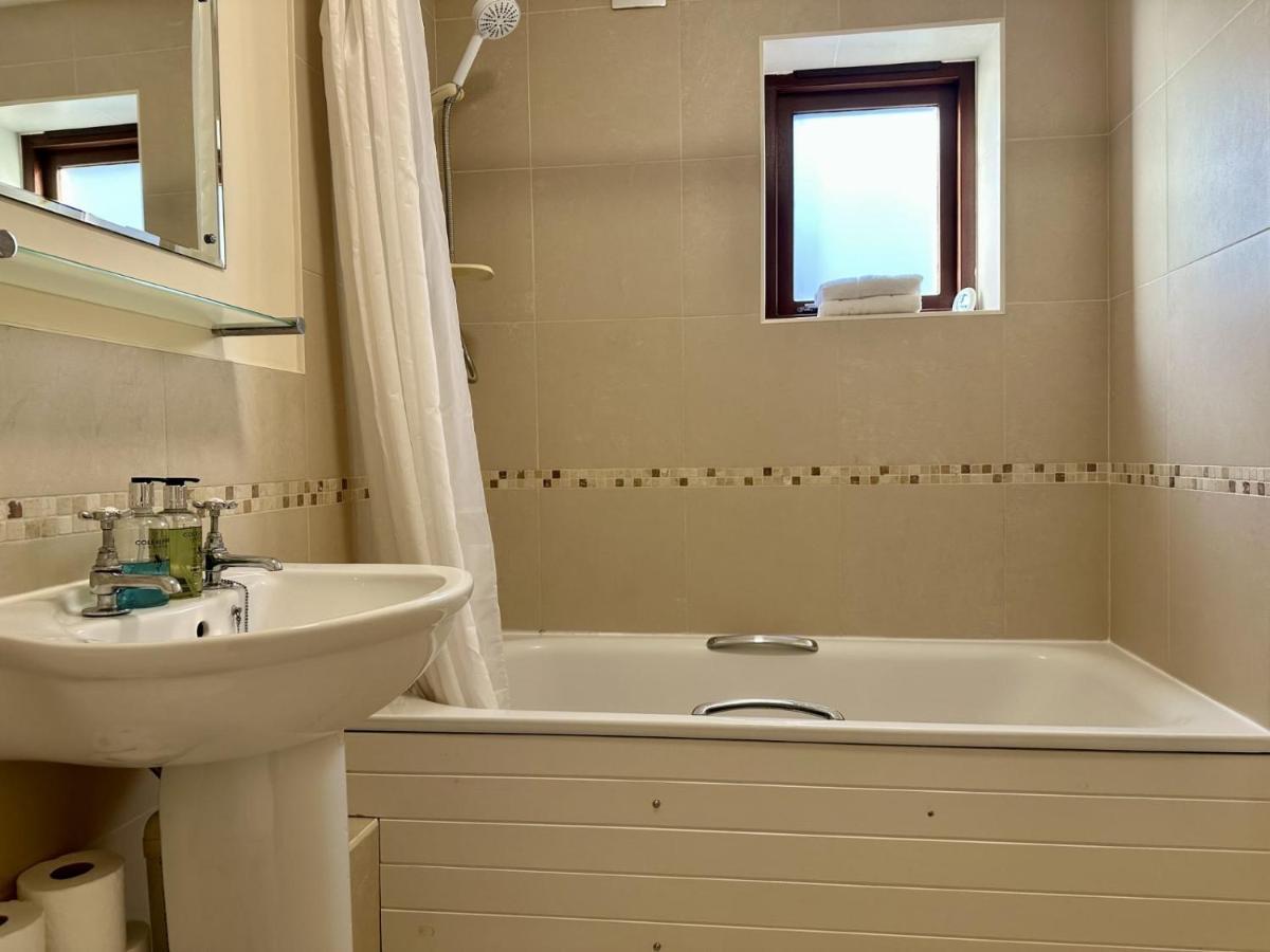 Super Apartment Next To Bicester Village Sleeps 4 Dış mekan fotoğraf